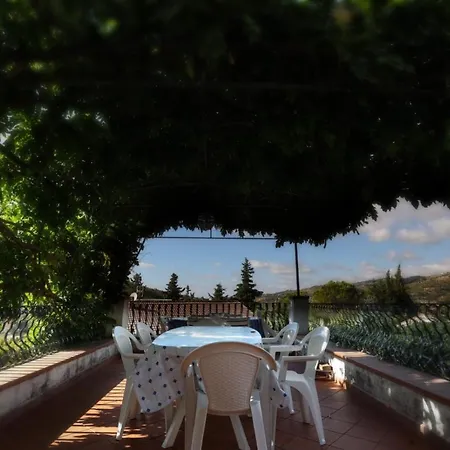 Villa Santulli With Private Pool Laureana Cilento