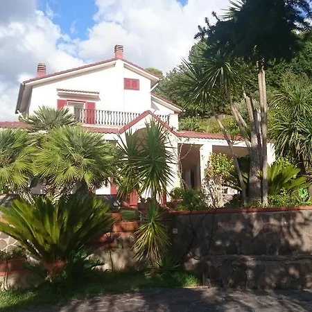Santulli With Private Pool * Laureana Cilento