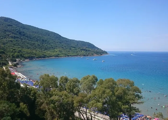 Santulli With Private Pool Villa *